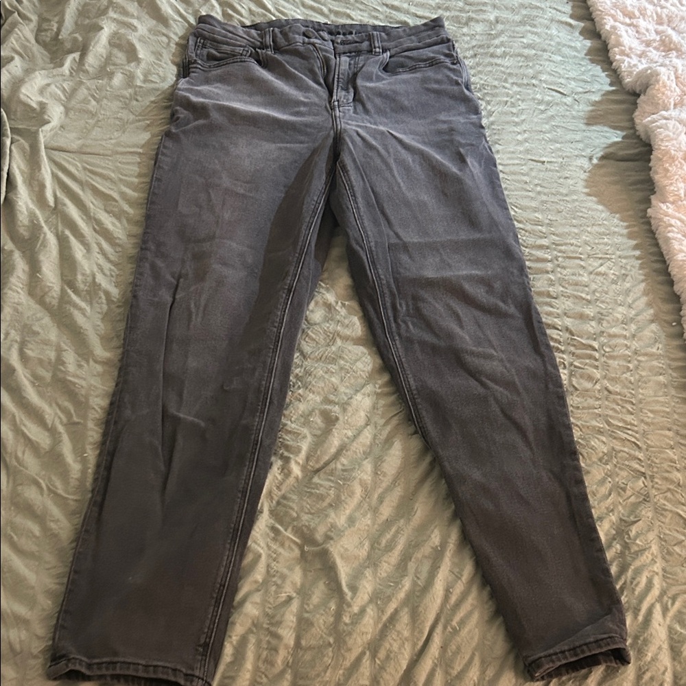 American eagle mom jeans